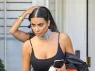 Kim Kardashian seksownie w czerni